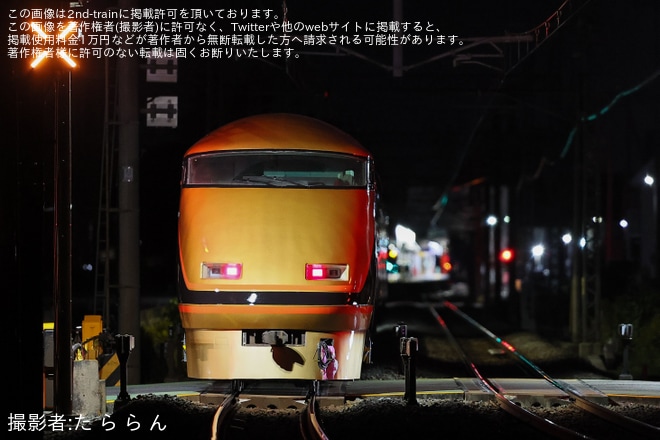 【東武】東武100系101Fモハ101-1(日光詣塗装)+モハ101-6(DRC塗装)台湾譲渡に伴い北春日部から回送を不明で撮影した写真