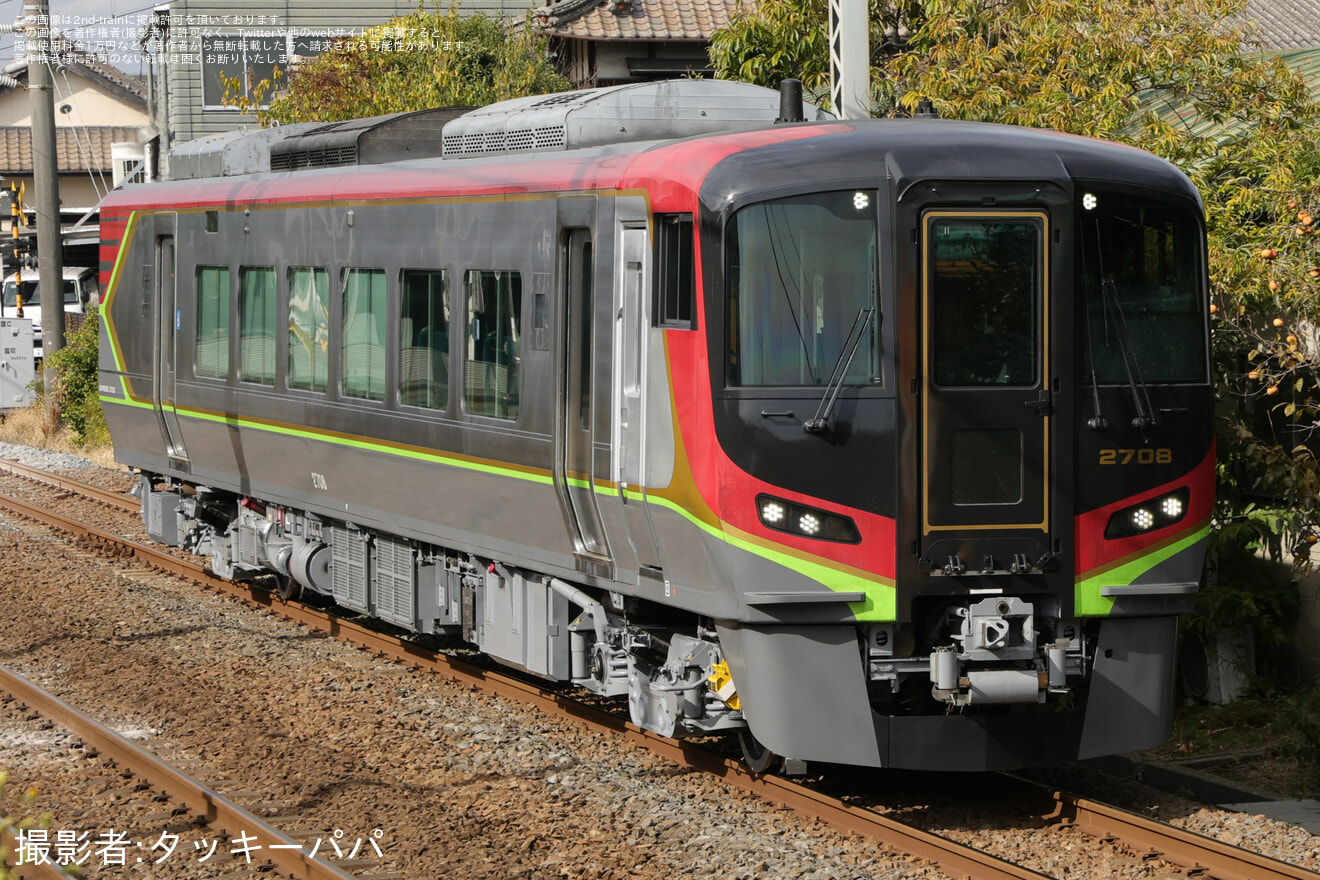 【JR四】2700系2708号車が検査を終えて多度津工場出場の拡大写真