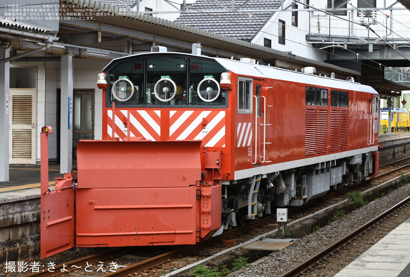 【JR西】キヤ143形キヤ143-2が北陸線で試運転の拡大写真