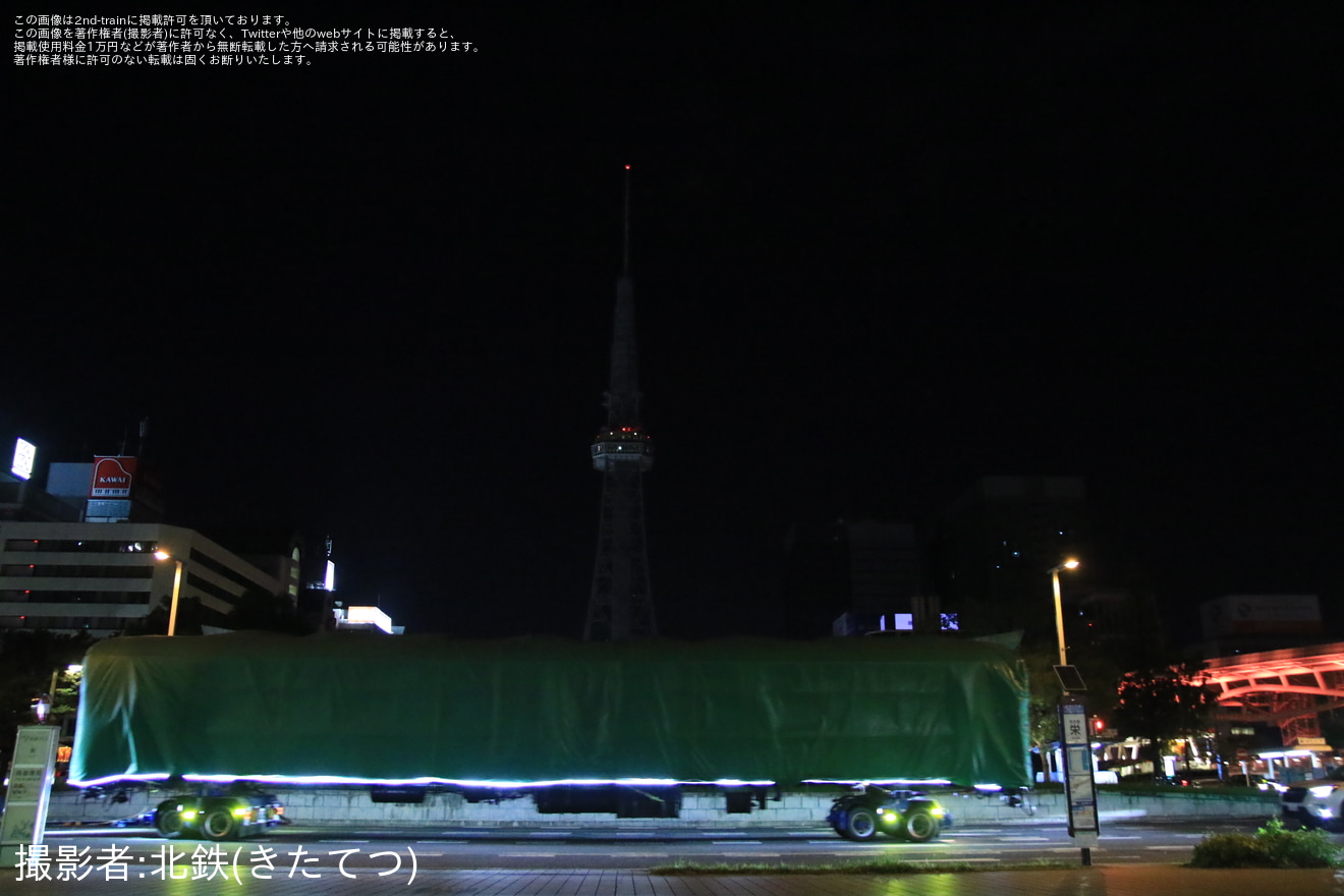  【国鉄】旧型客車のオハ35-2001が名古屋市科学館に向けて陸送の拡大写真