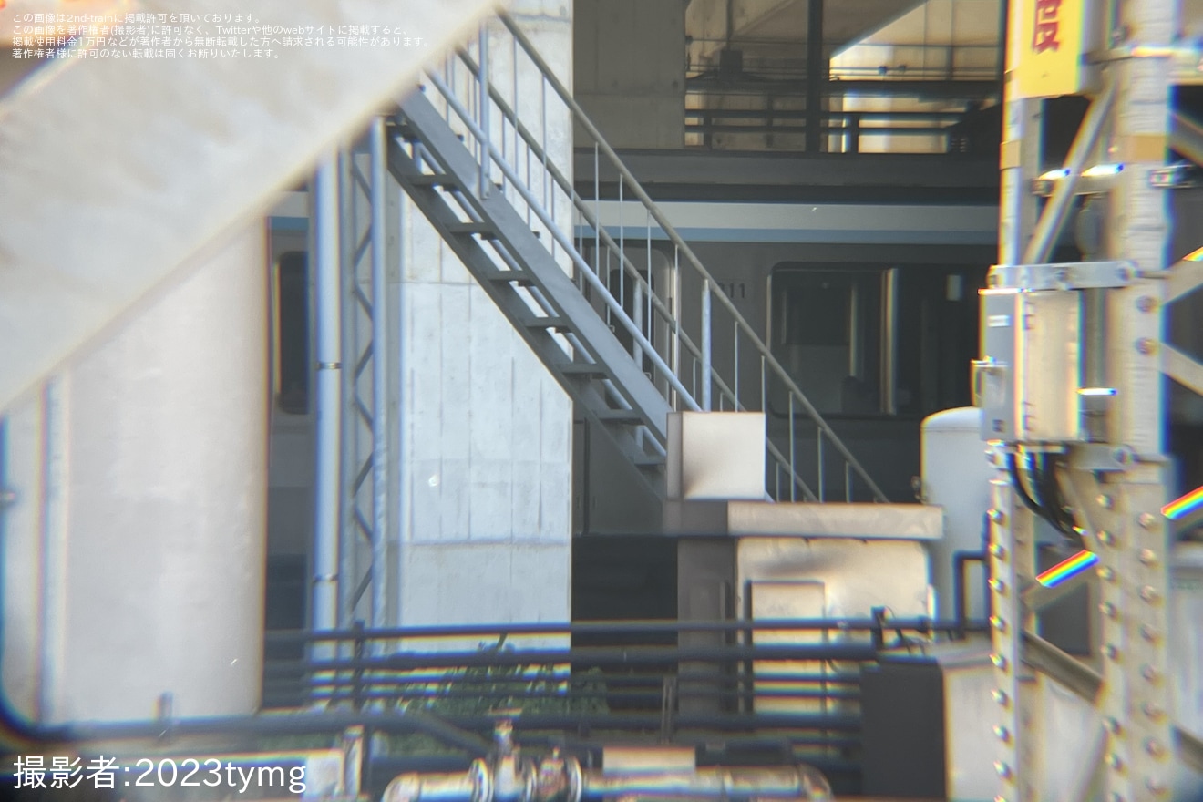 【東急】3000系3111Fが新塗装への外観変更作業が元住吉検車区にて実施の拡大写真