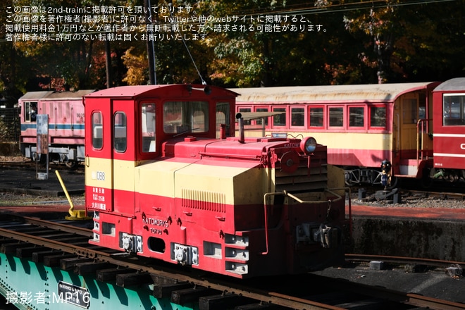 【大鐵】DB1形DB8が千頭で展示のためDD20形に牽引され回送