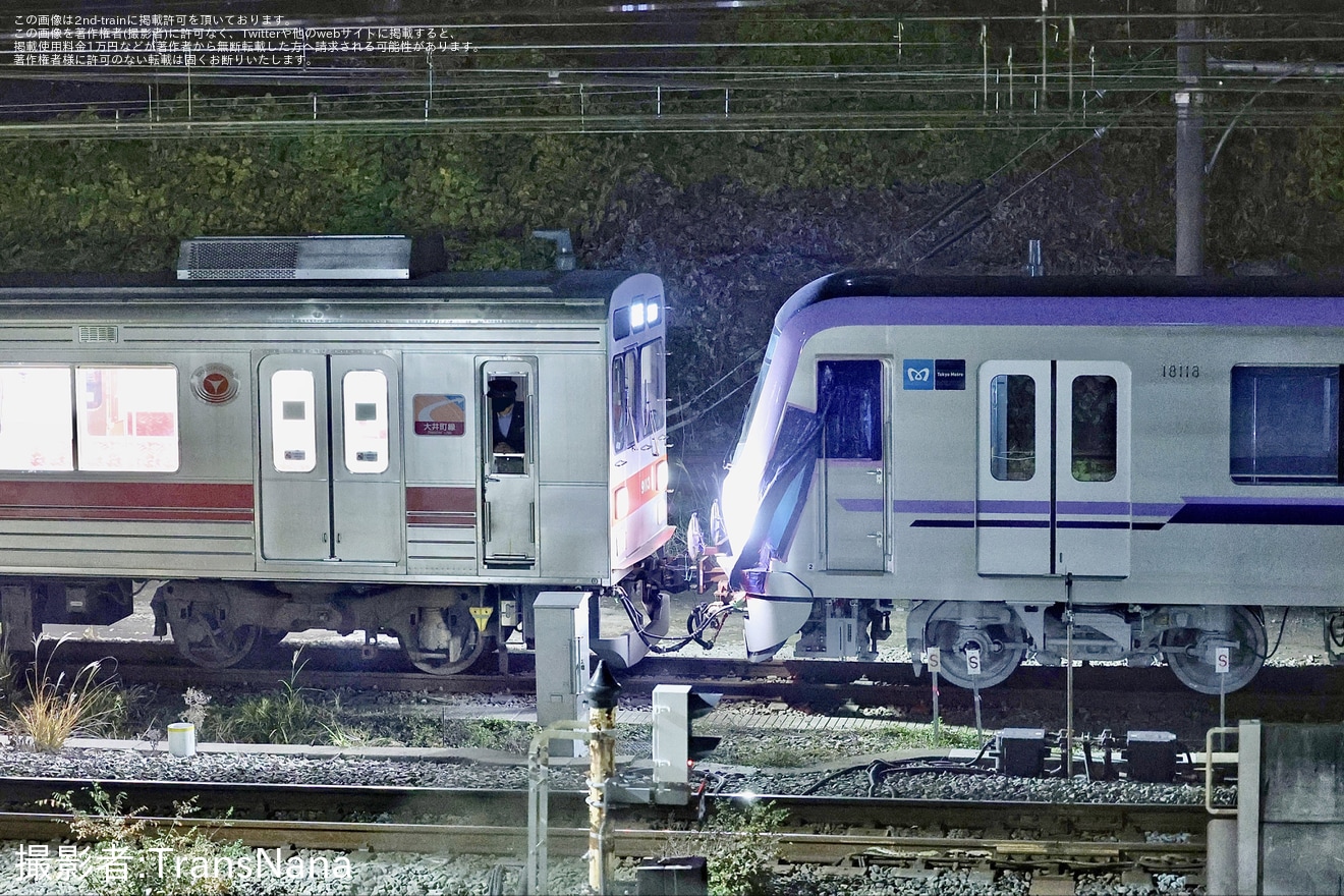 【メトロ】18000系18118Fのうち押上方5両が搬入のため鷺沼へ回送の拡大写真