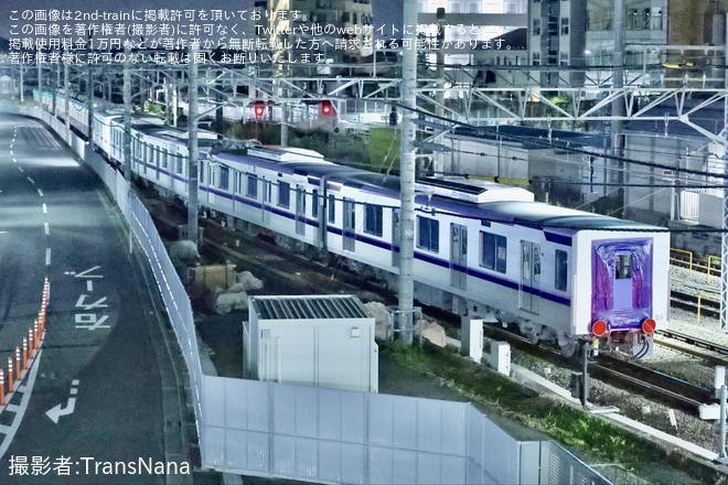 【メトロ】18000系18118Fのうち押上方5両が搬入のため鷺沼へ回送を不明で撮影した写真