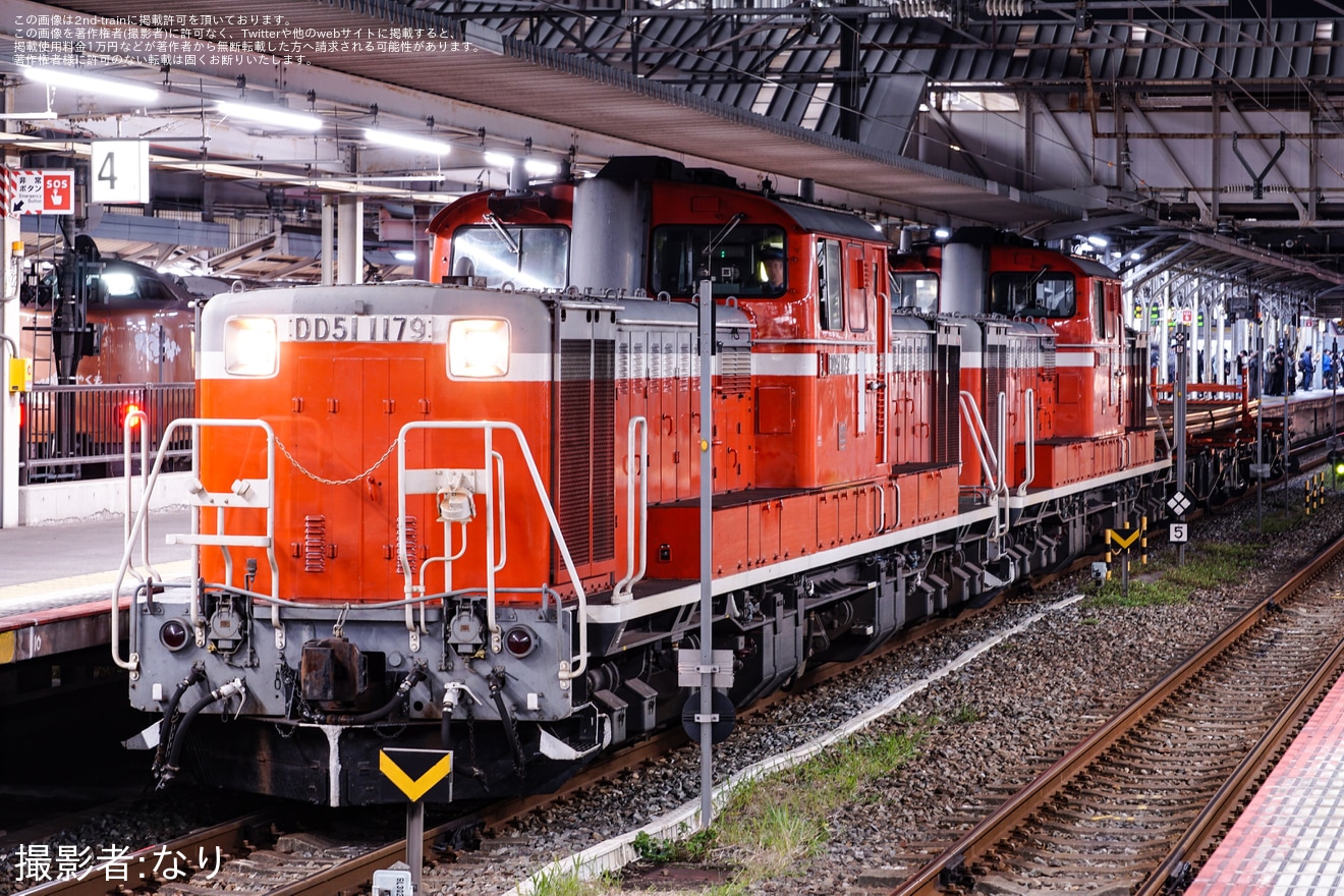 【JR西】都野津工臨がDD51-1186+DD51-1179の重連で運転の拡大写真