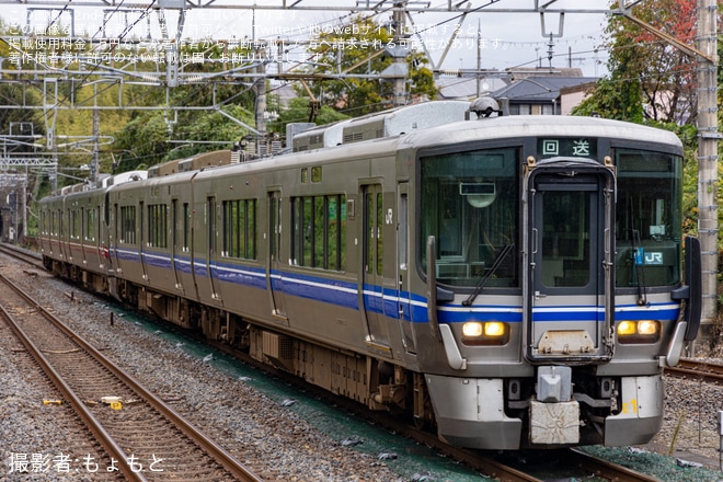 【JR西】521系U06編成吹田総合車両所本所入場回送を不明で撮影した写真