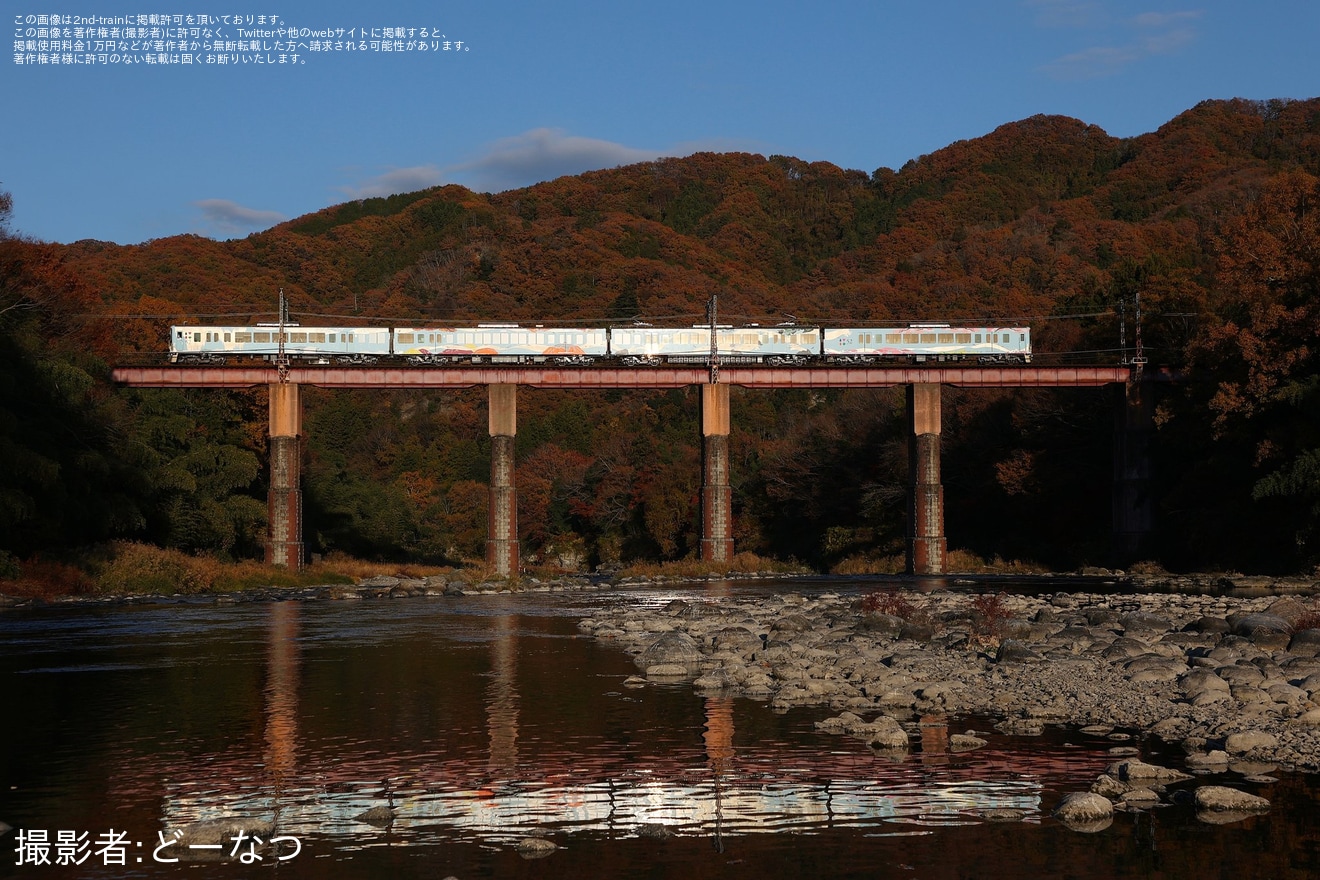 【西武】【秩父】「『52席の至福』長瀞紅葉トレイン ～五感で愉しむ、特別な一日限りの美食列車の旅～」ツアーが催行の拡大写真