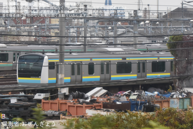 【JR東】 E233系房総色が東京総合車両センターにて目撃を不明で撮影した写真