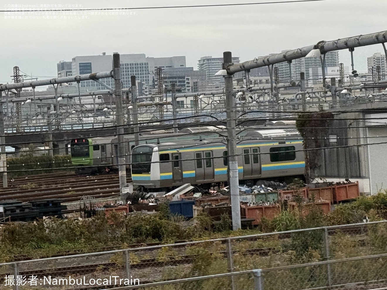 【JR東】 E233系房総色が東京総合車両センターにて目撃の拡大写真