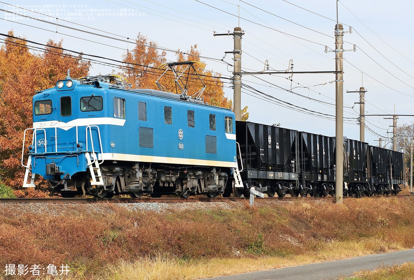 【秩鉄】ヲキ(フ)100形(5両・ヲキフ130など)が熊谷工場を出場し試運転の拡大写真