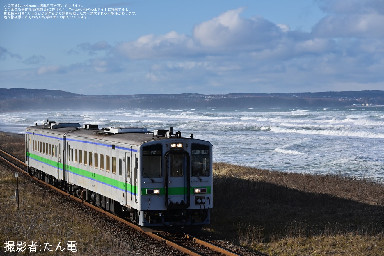 【JR北】キハ143形が釧網線で試運転の拡大写真