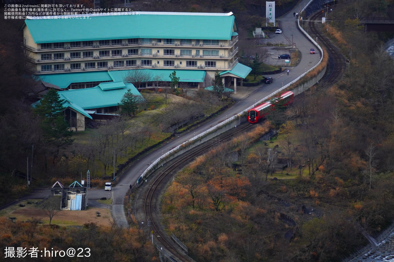 【JR西】「南小谷駅開業90周年感謝イベント」開催に合わせえちごトキめきリゾート雪月花」が大糸線で運転の拡大写真