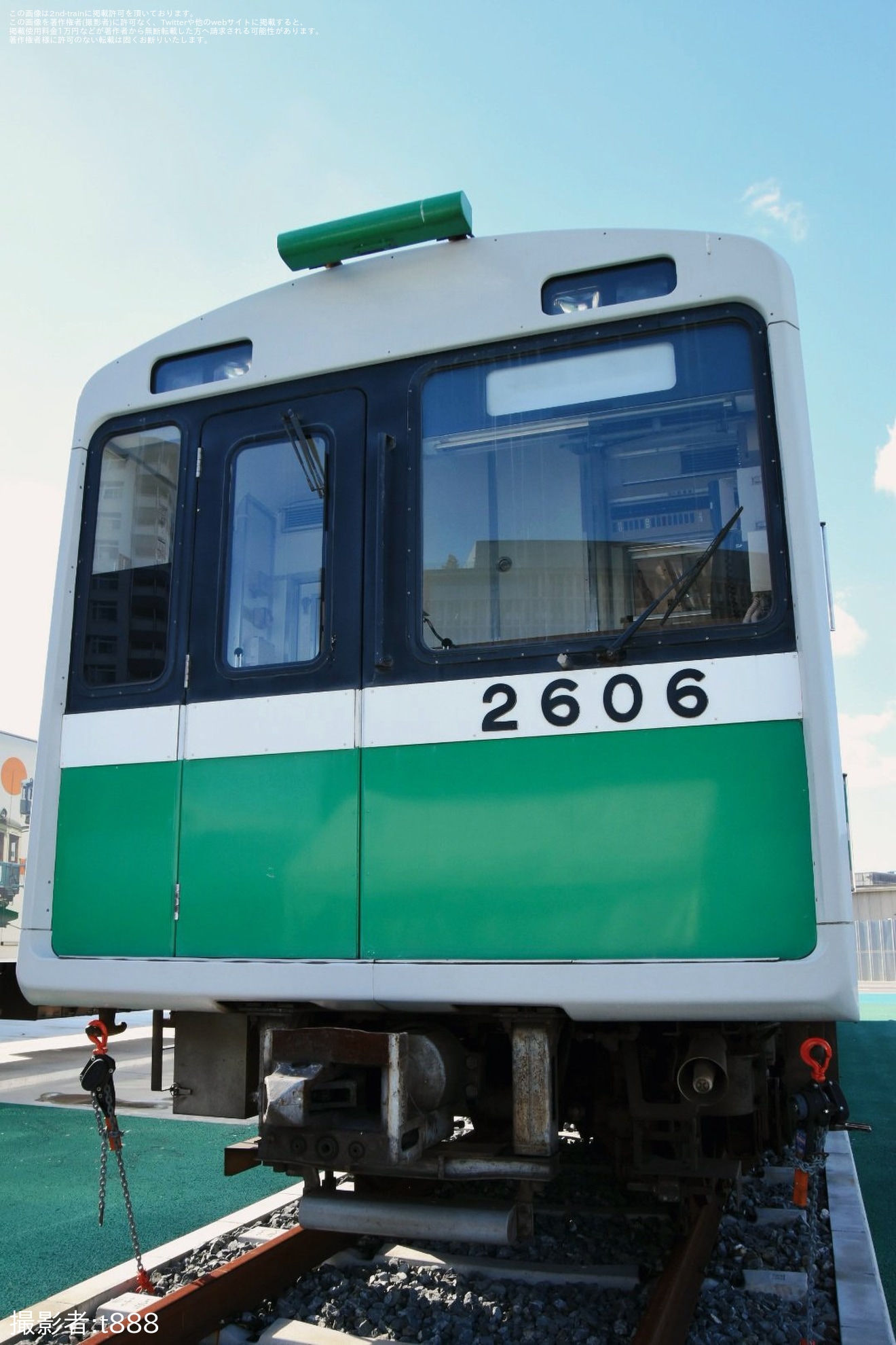 【大阪メトロ】20系2606Fがミライ建築ランドで展示の拡大写真