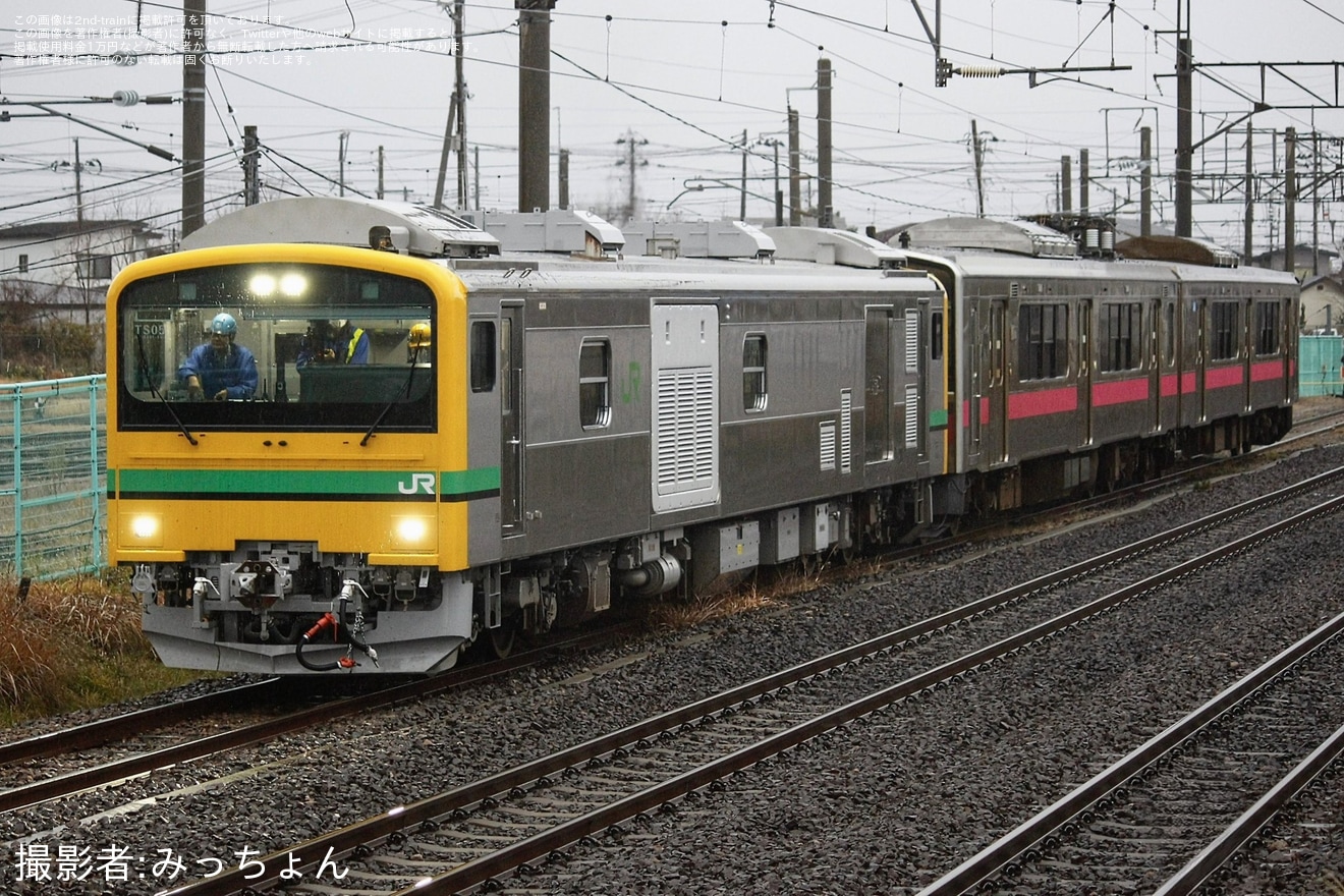 【JR東】GV-E197系による故障車両(701系を想定)救援牽引訓練の拡大写真