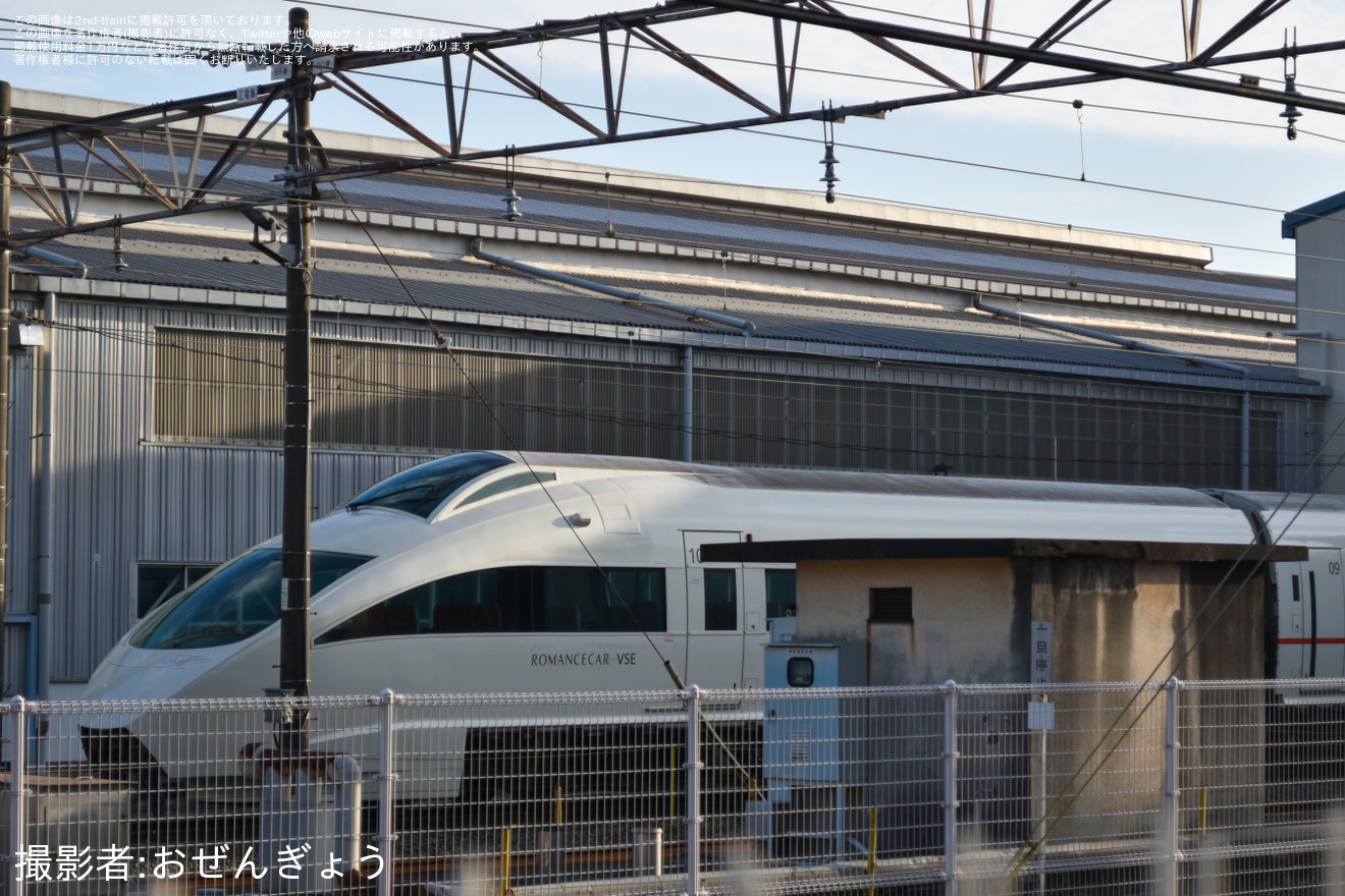 【小田急】50000形50001F(50001×10) 部品撤去等が始まるの拡大写真