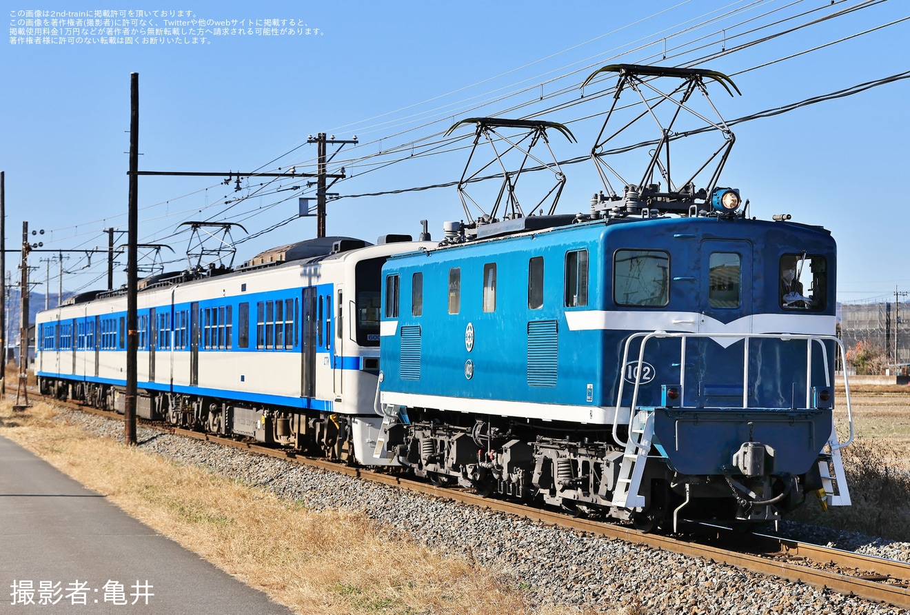 【秩鉄】6000系6001Fがデキ102に牽引され皆野から広瀬川原車両基地の間で救援回送の拡大写真