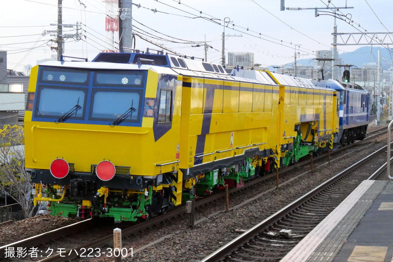 【JR西】広島方面マルチプルタイタンパー甲種輸送の拡大写真