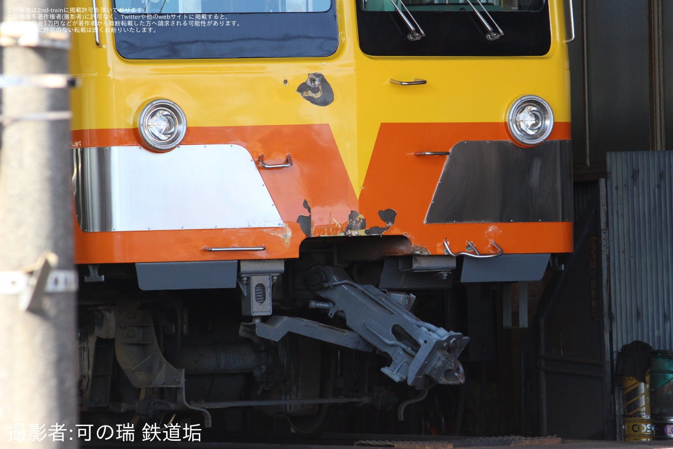 【三岐】衝突脱線事故によりクハ5302とクモハ751が連結器中心に破損していることが確認の拡大写真