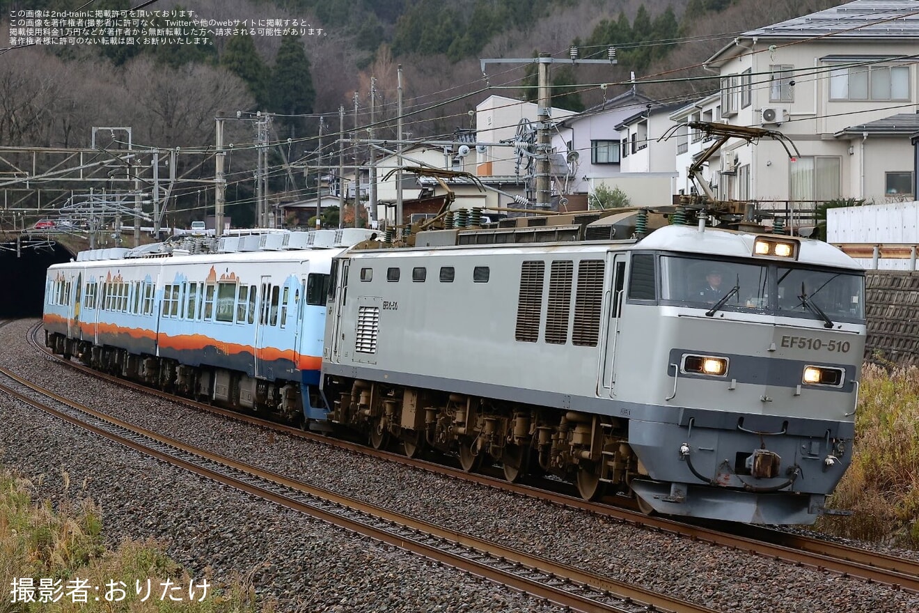 【あい鉄】413系AM01編成「一万三千尺物語」がしなの鉄道の屋代へ甲種輸送の拡大写真