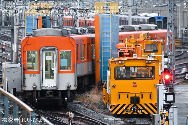 【阪神】8000系8245Fが尼崎工場へ入場を不明で撮影した写真