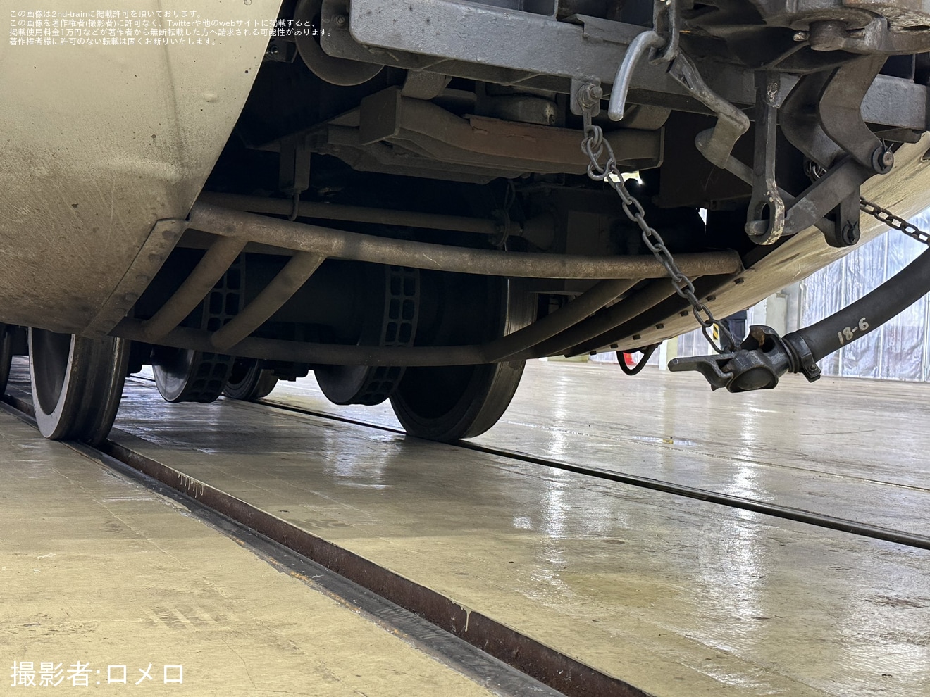 【JR東】キハ110系秋田リレー号撮影会でE26系カハフE26-1号車がサプライズで公開の拡大写真