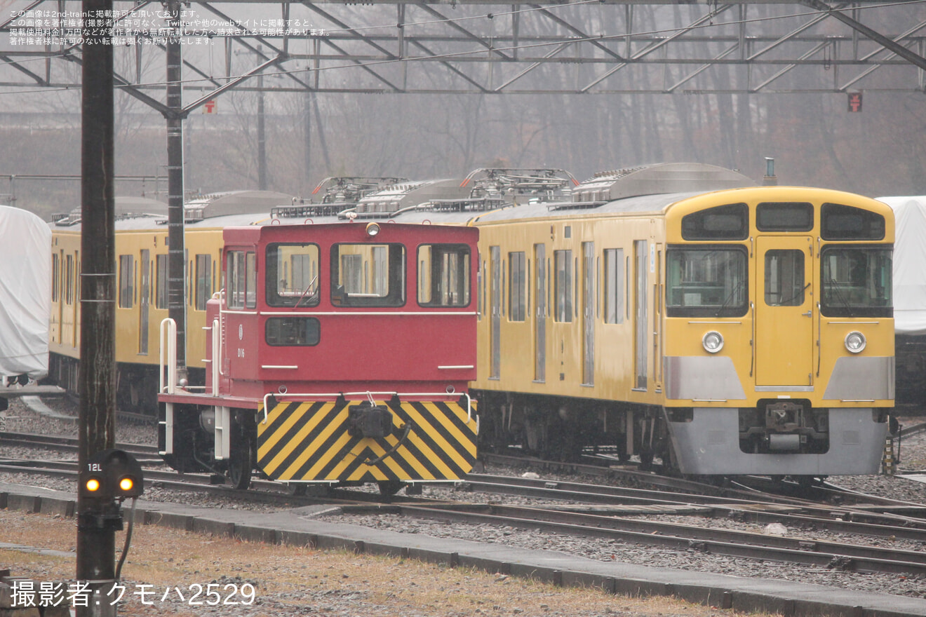 【西武】2000系2507F横瀬車両基地へ廃車回送の拡大写真