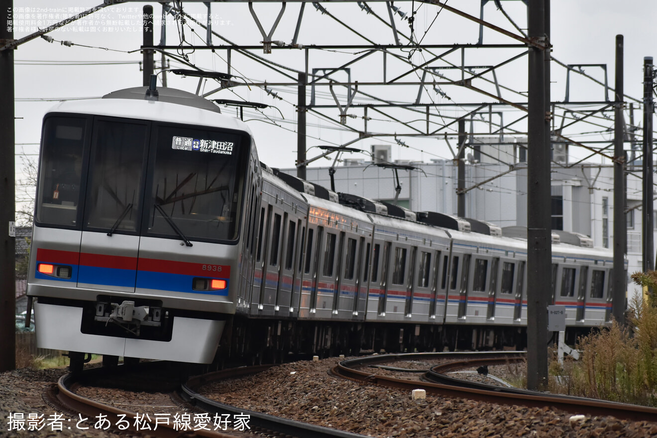 【京成】8900形8938編成が京成標準色になって運用復帰の拡大写真