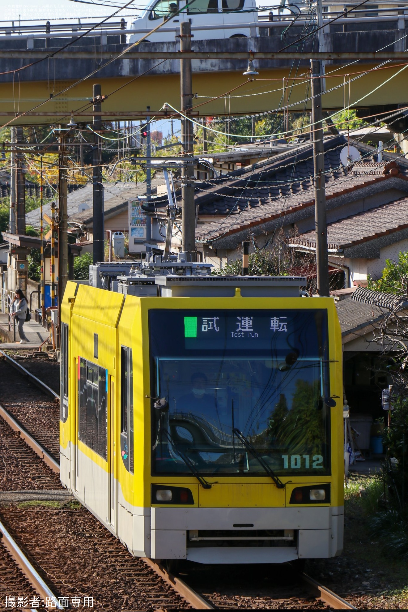 【鹿市交】1000形1012号が更新工事を終えて試運転の拡大写真