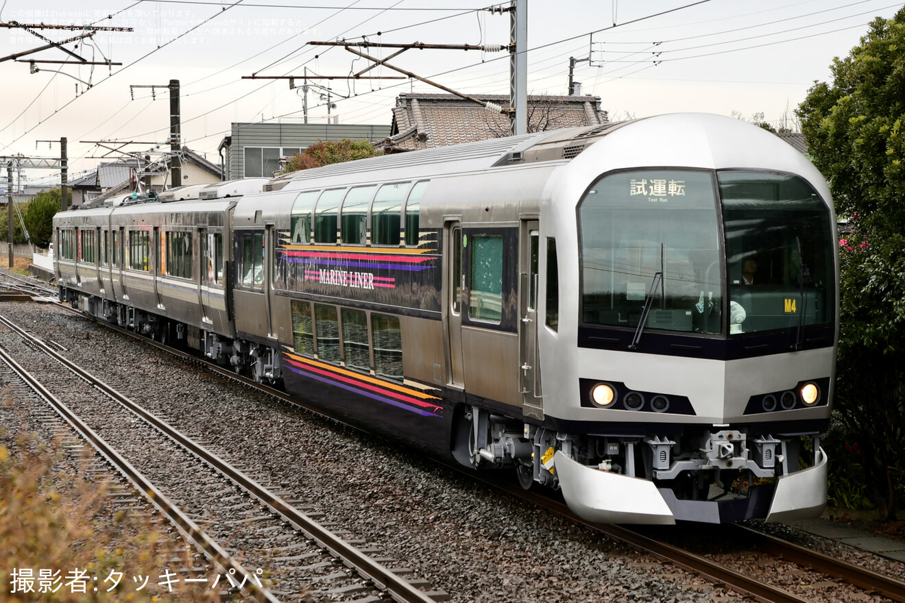 【JR四】5000系M4編成が全般検査を終えて多度津工場出場の拡大写真