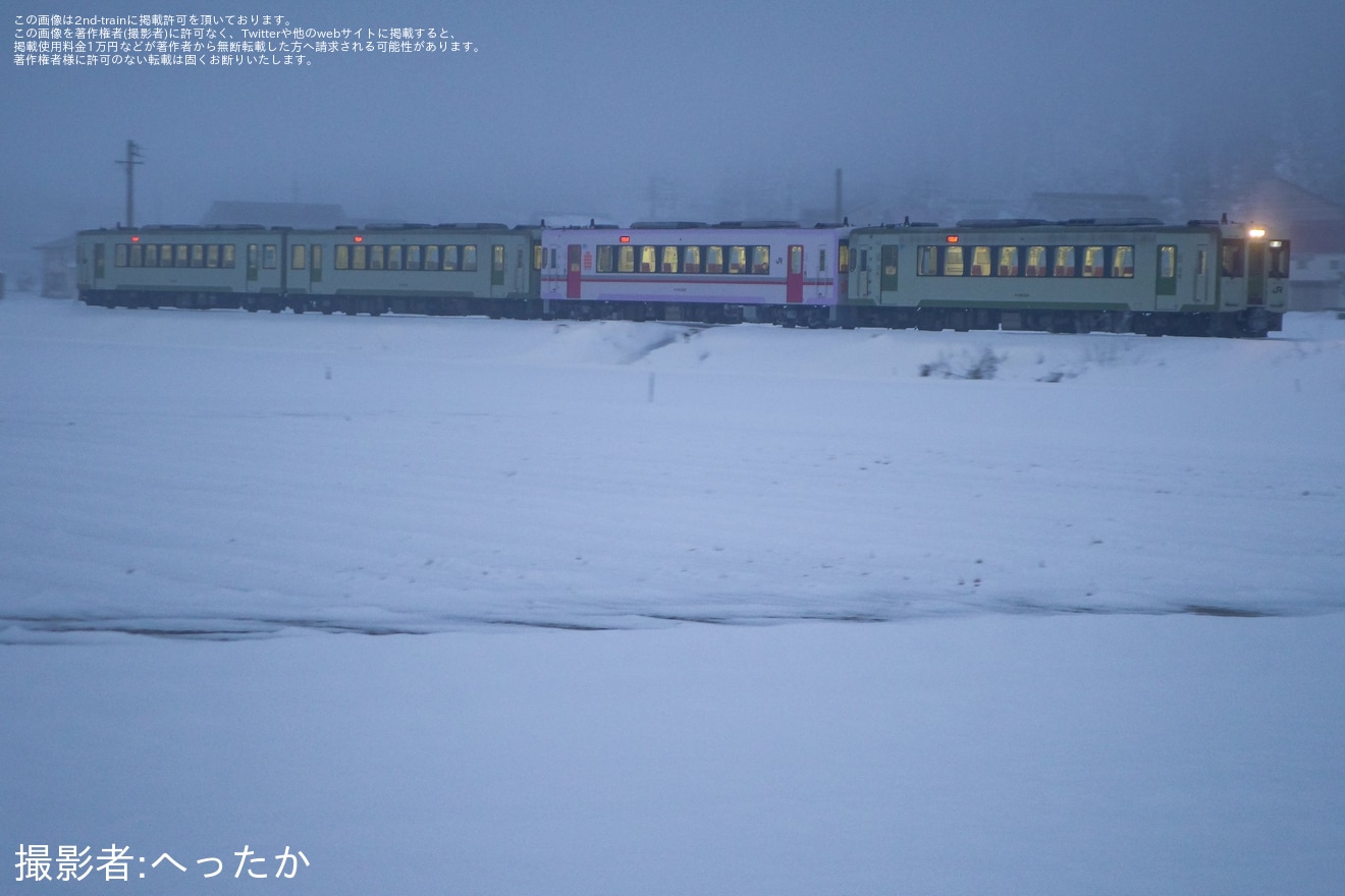 【JR東】キハ110系キハ110-225が秋田リレー号色となり営業運転開始の拡大写真