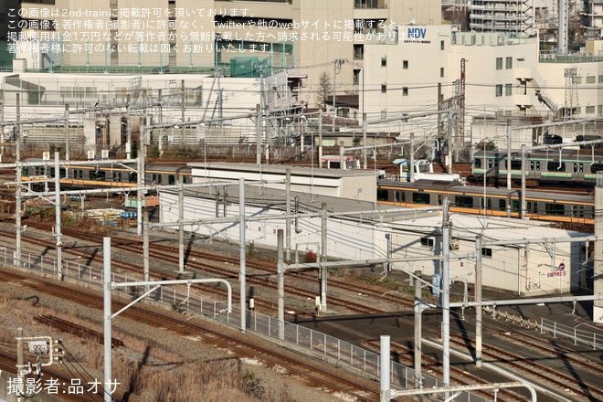 を東京総合車両センター付近で撮影した写真