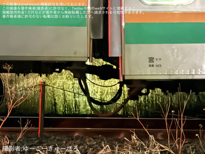 【JR東】E231系U33編成+U529編成が車と衝突し脱線を不明で撮影した写真