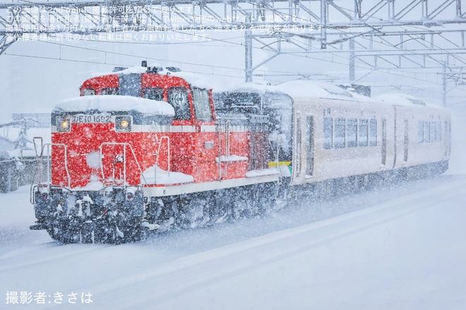【JR北】737系C-2編成苗穂工場入場回送を不明で撮影した写真
