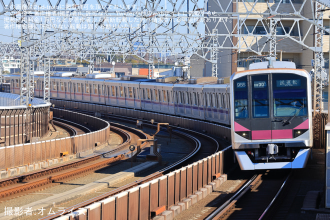 【メトロ】08系08-103F 鷺沼工場出場試運転を高津駅で撮影した写真