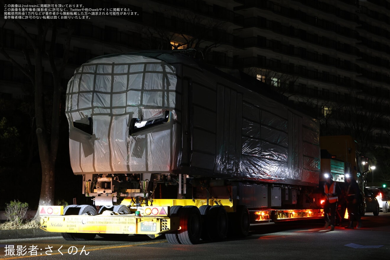 【江ノ電】700形の第1編成がJ-TREC(総合車両製作所)横浜事業所を出場し陸送の拡大写真