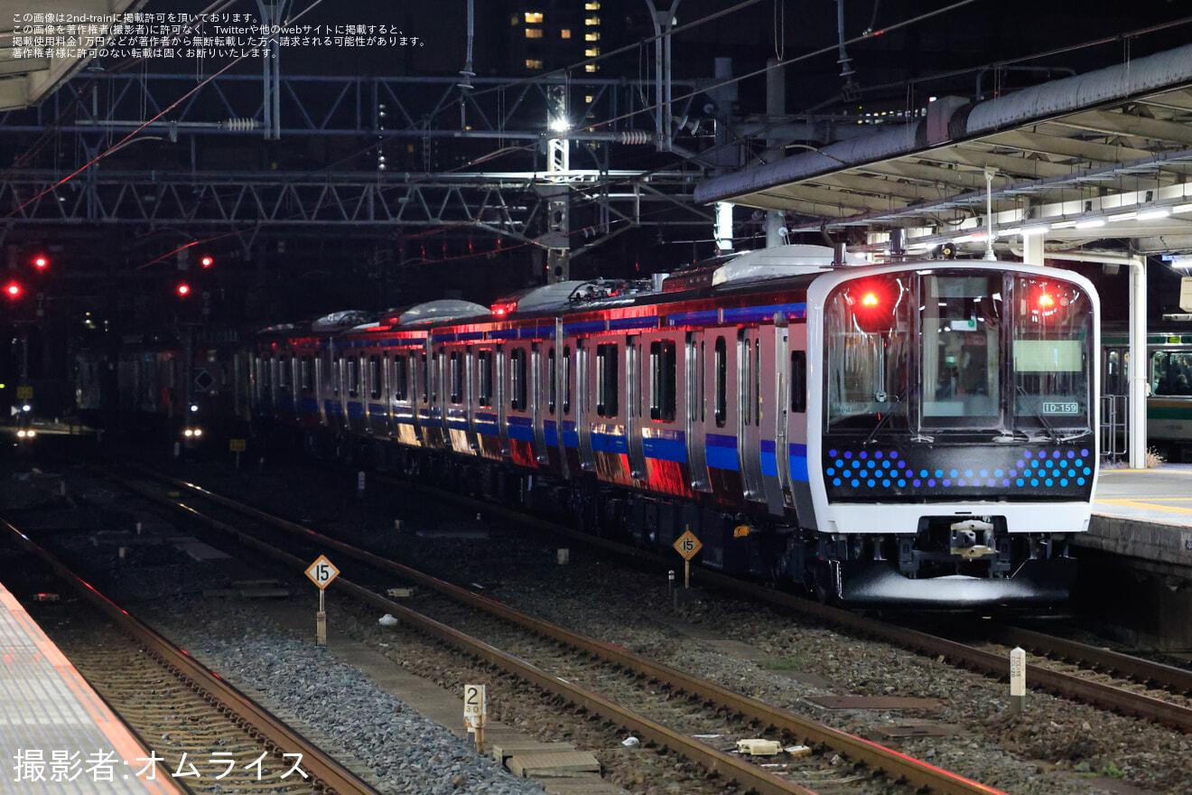 【JR東】E131系800番台N9編成 新潟車両センターから配給輸送の拡大写真