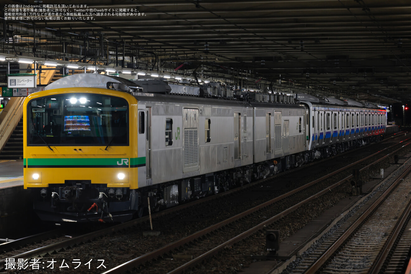 【JR東】E131系800番台N9編成 新潟車両センターから配給輸送の拡大写真