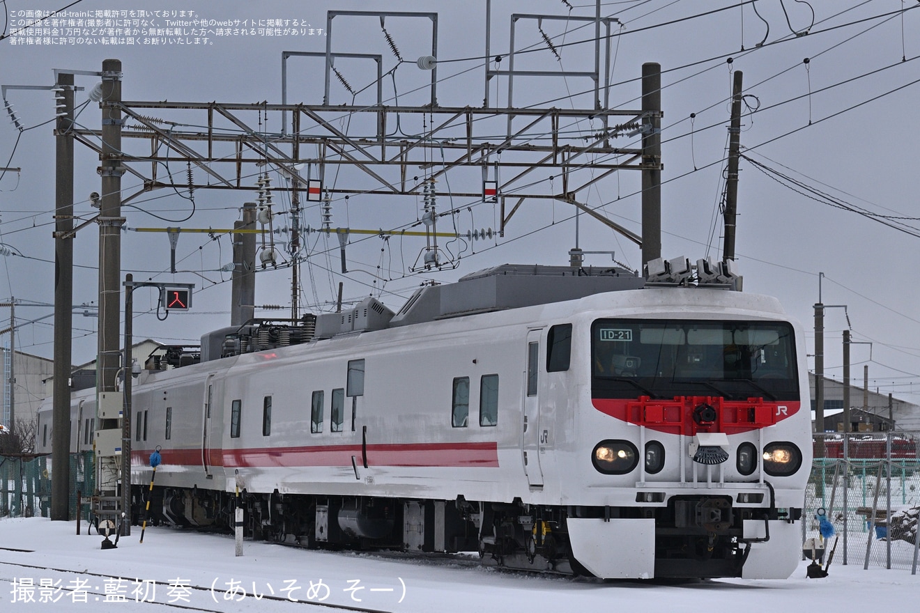 【JR東】キクヤE193-1の顔に新たな機器が追加されたキヤE193系Easti-Dが構内試運転の拡大写真