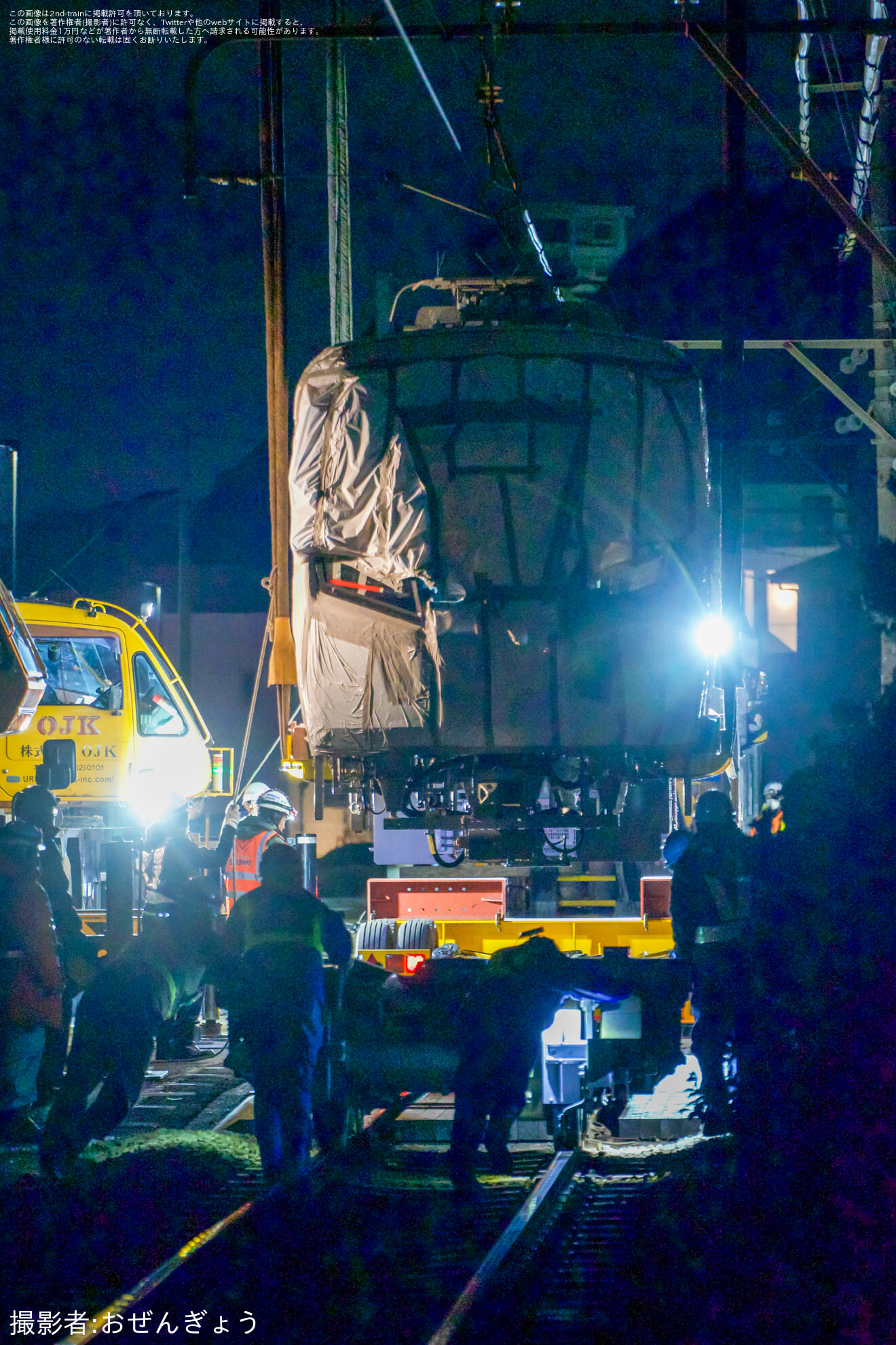 【江ノ電】700形701F 極楽寺検車区に到着の拡大写真