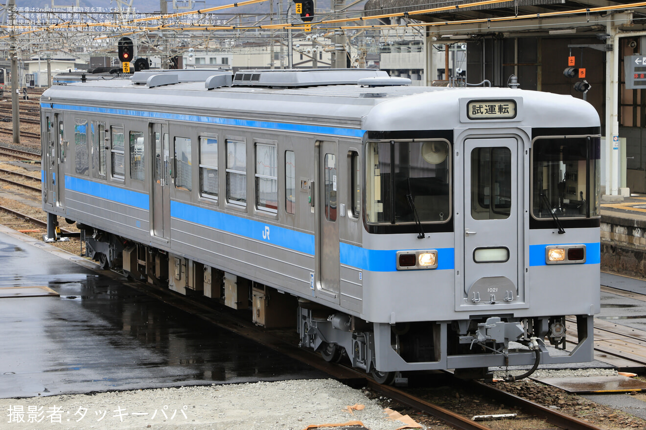 【JR四】1000形1021号車が検査を終えて多度津工場出場の拡大写真
