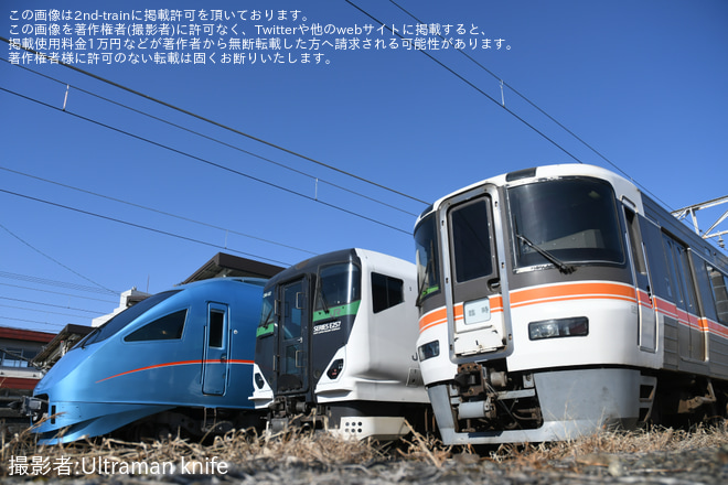 【JR東】特急「Mt.Fuji御殿場」号(2026冬臨)を御殿場駅で撮影した写真