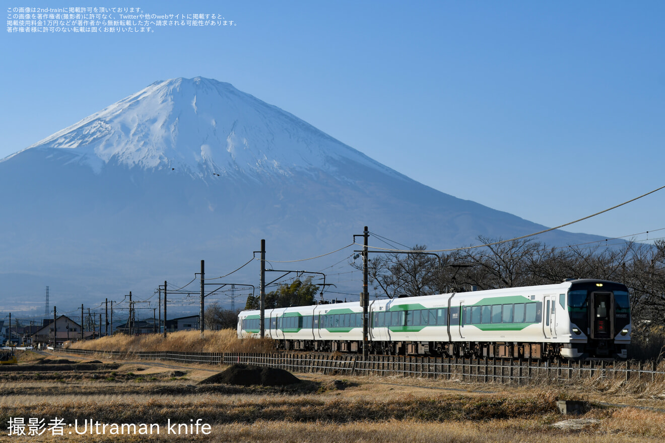 【JR東】特急「Mt.Fuji御殿場」号(2026冬臨)の拡大写真