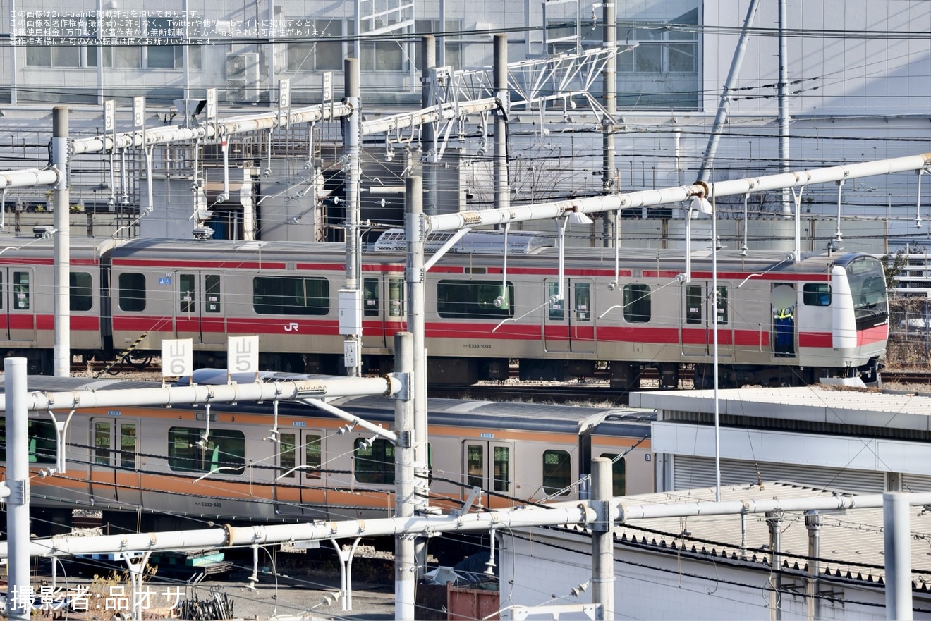 【JR東】E233系サイ103編成が京葉線へ転用へ、京葉車両センター所属車両と同じ帯色に変更の拡大写真