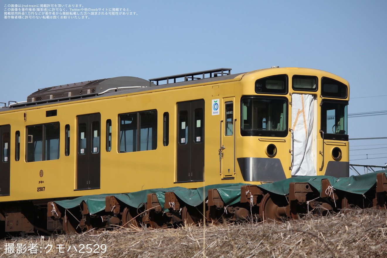 【西武】2000系2507Fの前面貫通扉などが撤去されるの拡大写真