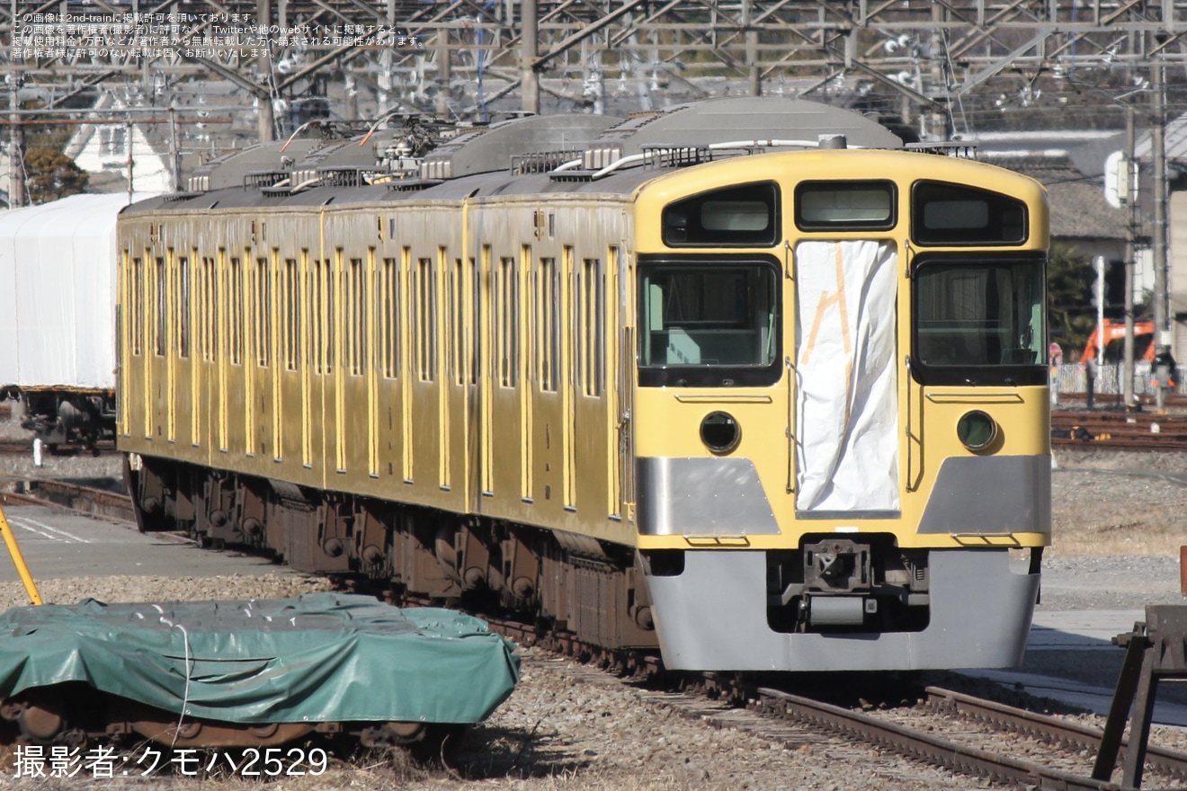 【西武】2000系2507Fの前面貫通扉などが撤去されるの拡大写真