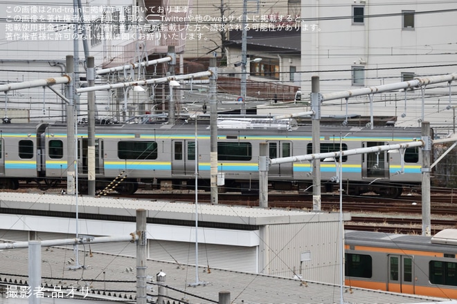 【JR東】E233系H49編成が房総色となりE233系C3編成となっていることが確認を東京総合車両センター付近で撮影した写真