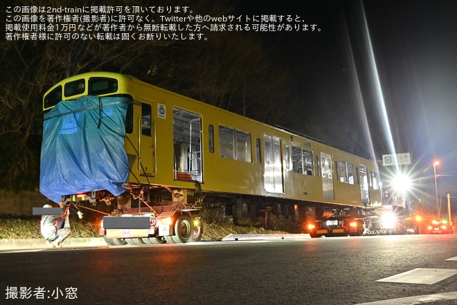 【西武】2000系2507Fが横瀬車両基地から廃車陸送を不明で撮影した写真