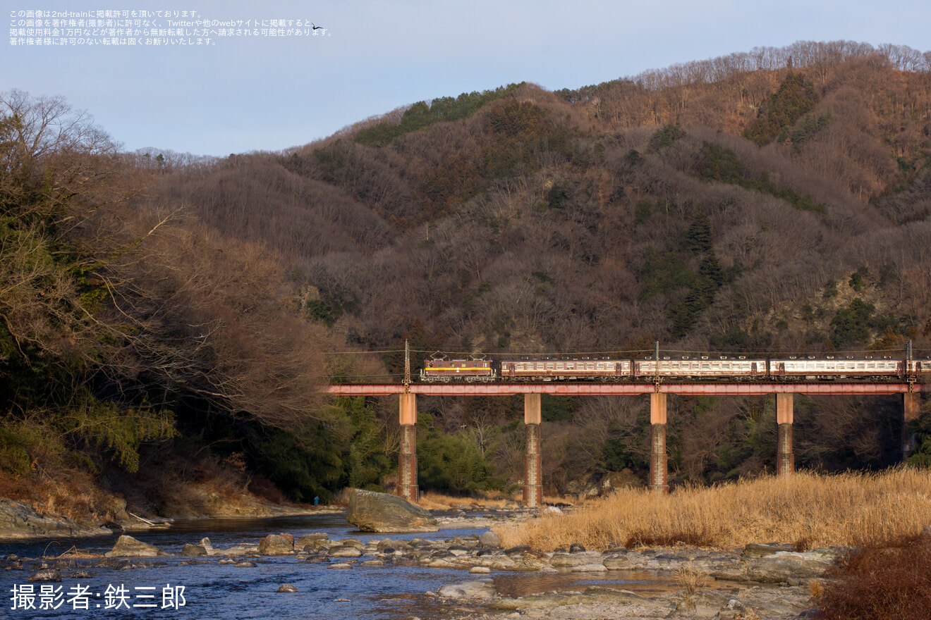 【秩鉄】団体臨時列車「日光モデル創業60周年記念号」運転の拡大写真