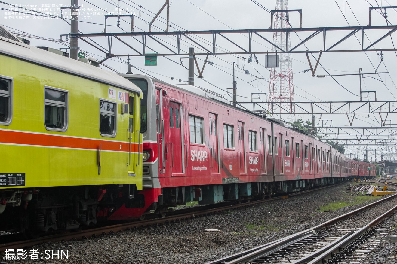 【KCI】元東京メトロ6000系6119FがBukit Duri車両基地から再び牽引され回送の拡大写真
