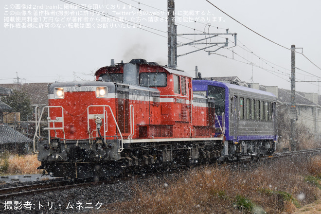 【JR西】キハ120-304が後藤総合車両所本所を出場し配給輸送を寺庄～甲南間で撮影した写真